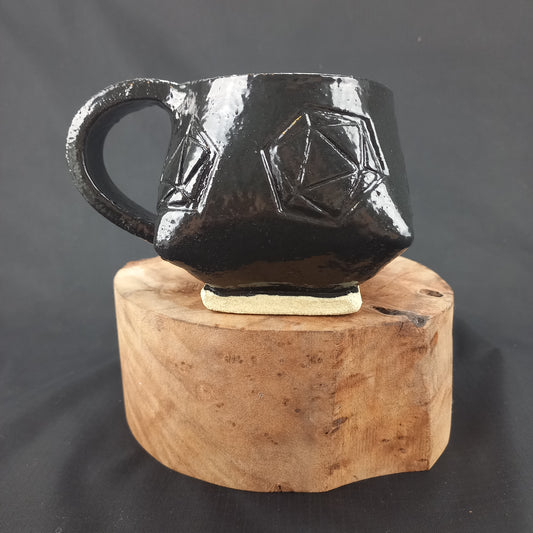Black D20 Inset Darted Mug
