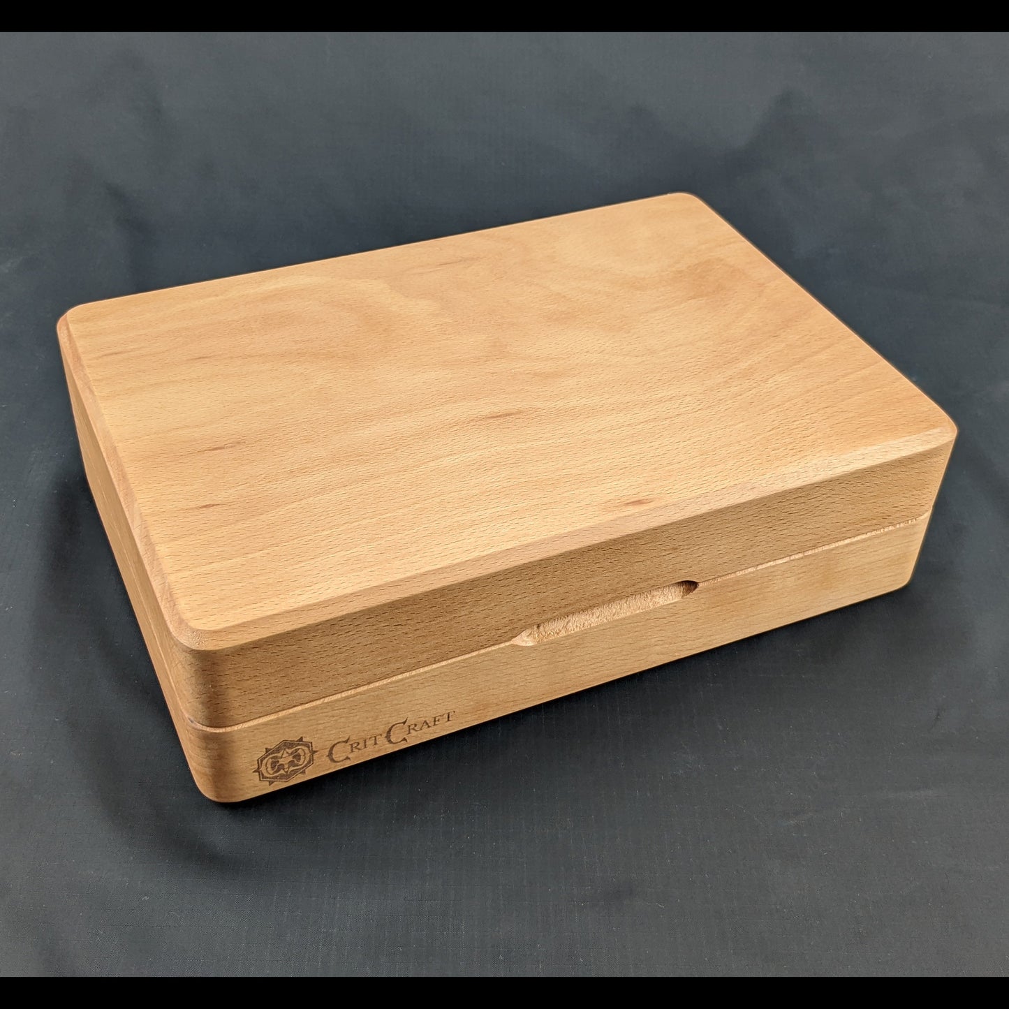 Adventurer Dice Vault European Beech
