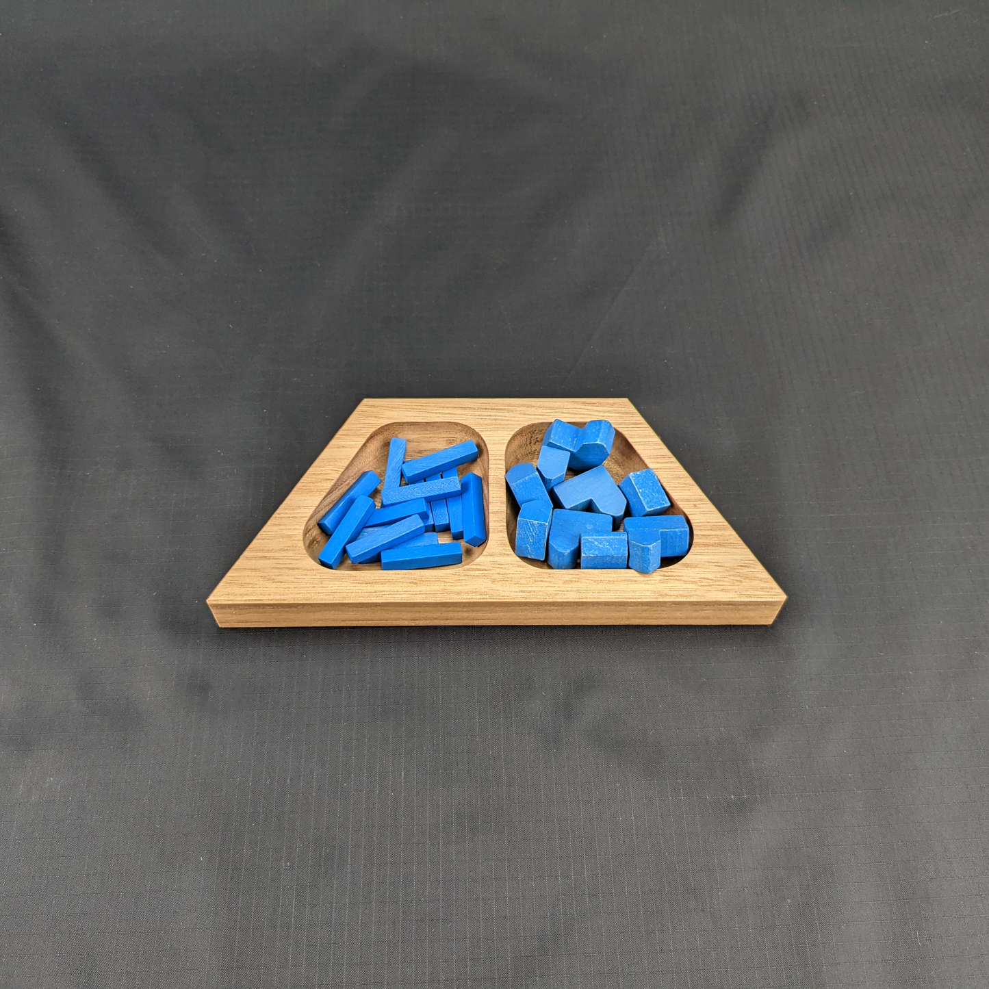 Magnetic Gaming Tile 4 - Half and Half Dish