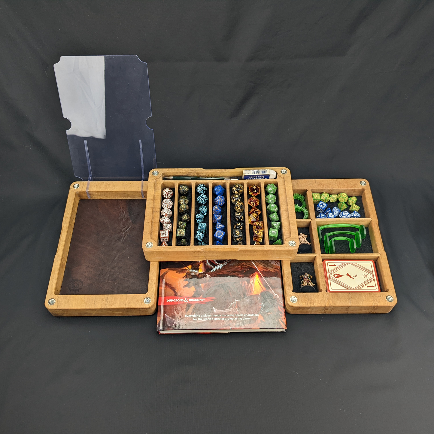 Master Dice Vault New Guinea Teak