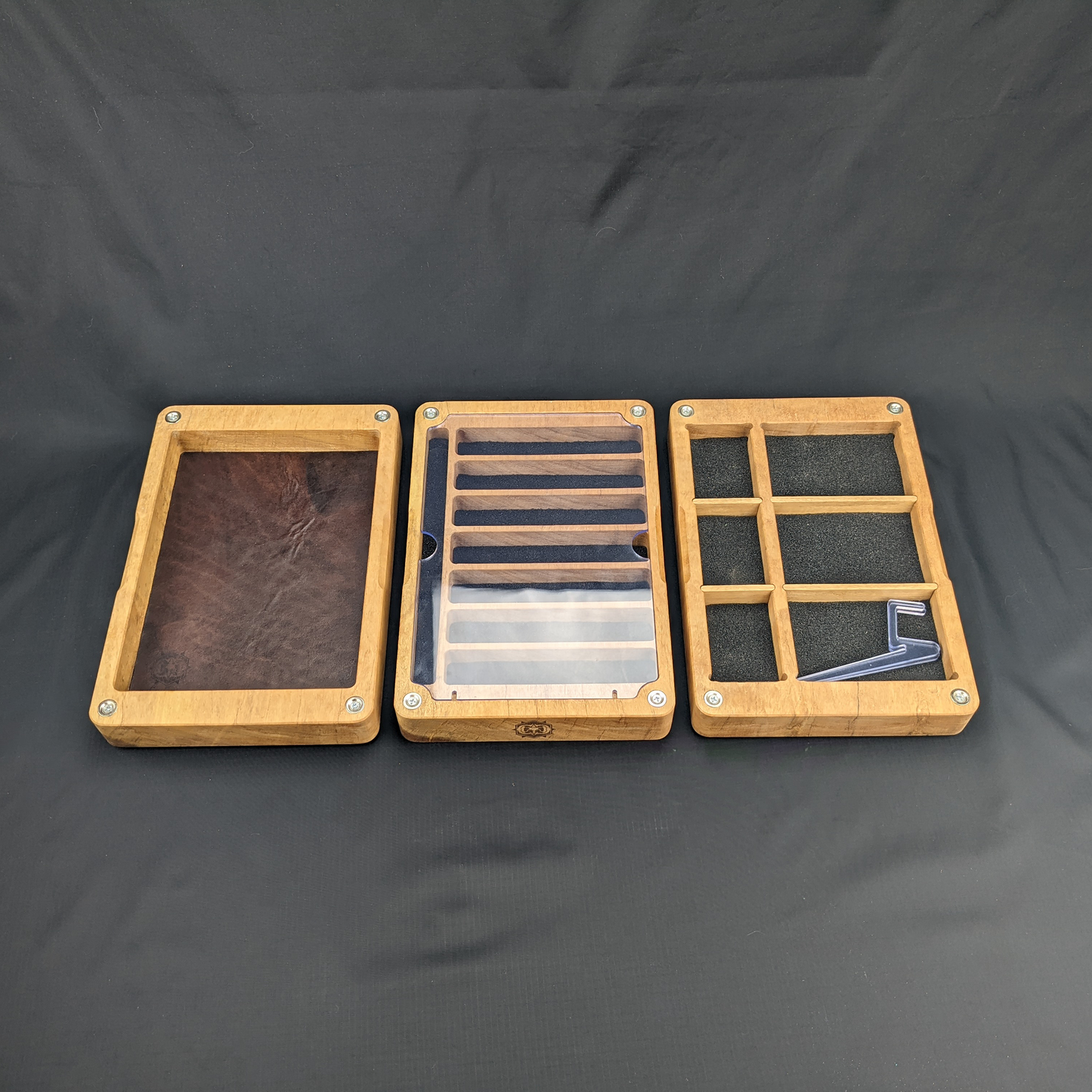 Master Dice Vault New Guinea Teak