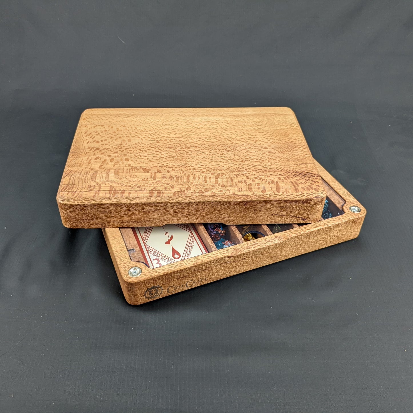 Adventurer Dice Vault Southern Silky Oak
