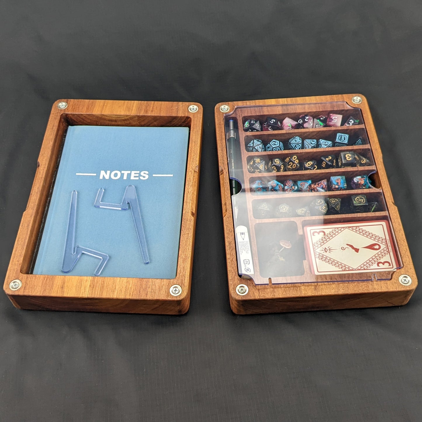 Adventurer Dice Vault Tasmanian Blackwood