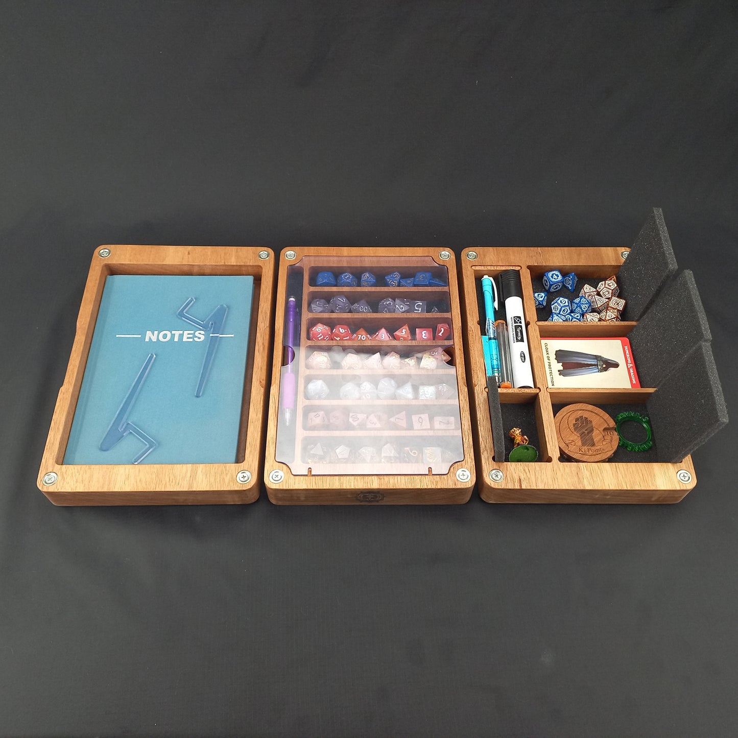 Master Dice Vault Queensland Maple