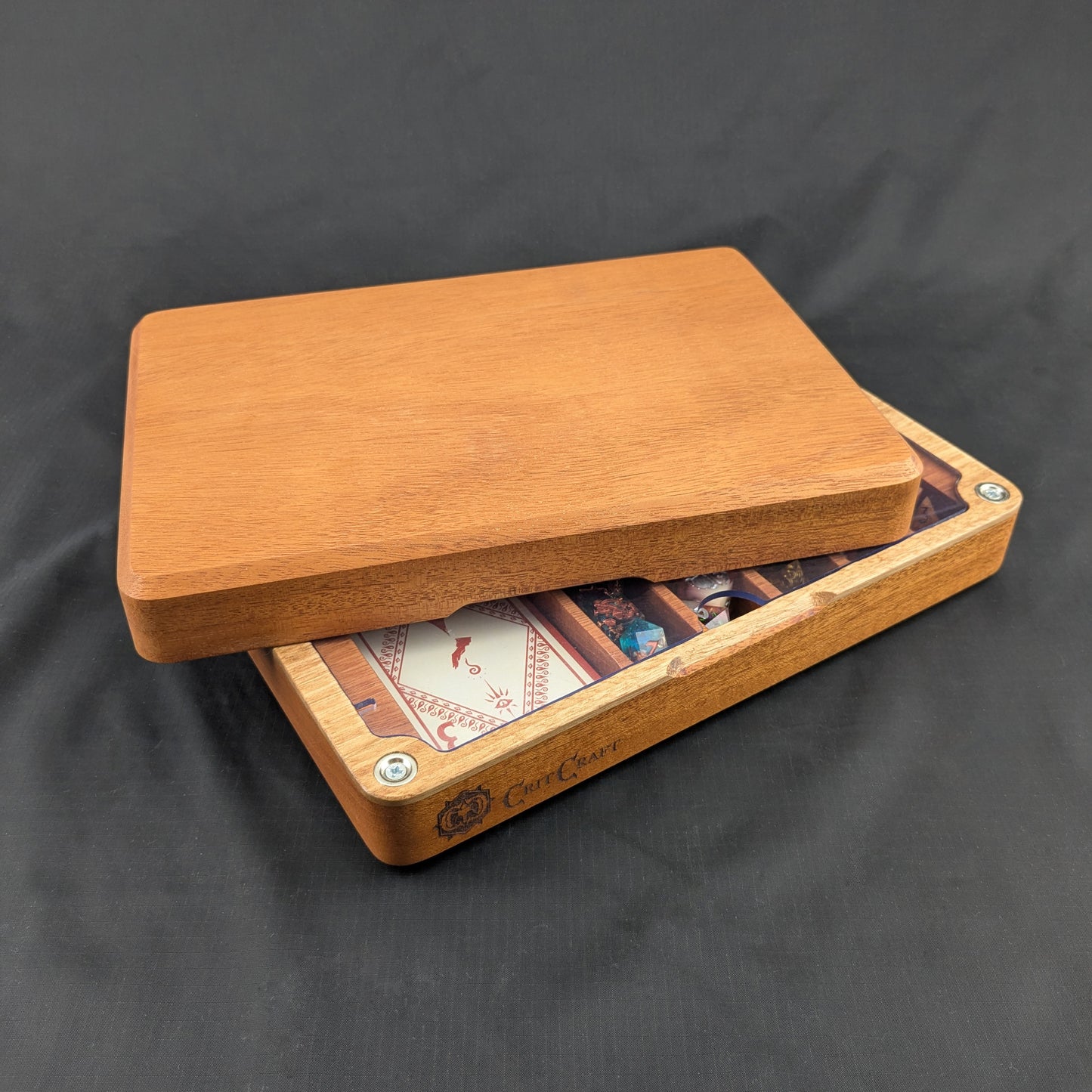 Adventurer Dice Vault Fijian Mahogany x Tasmanian Oak