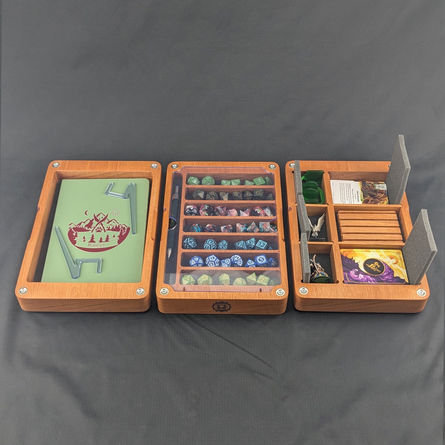 Master Dice Vault Fijian Mahogany